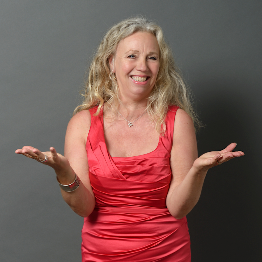 Money Coach Iris Harms